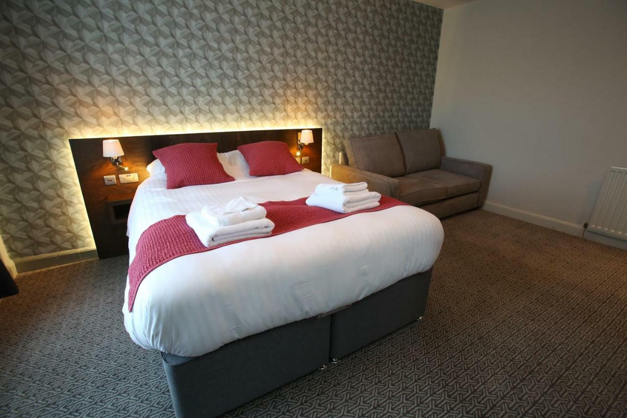 The Queens Head Hotel ロスベリー 部屋 写真